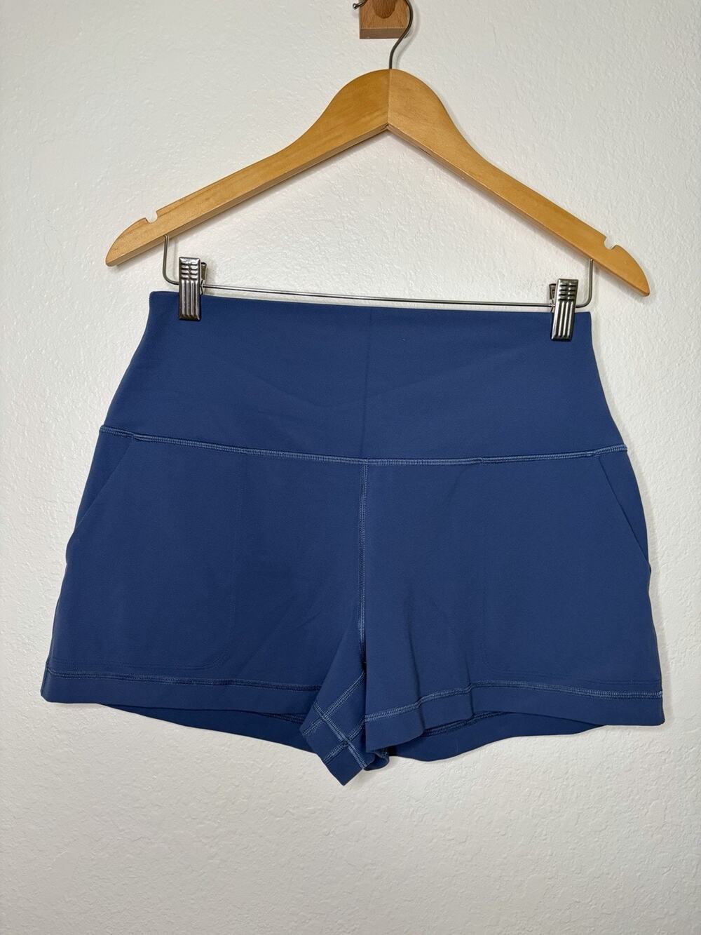 Lululemon Align Classic Fit High Rise Blue 4" Short Size 8